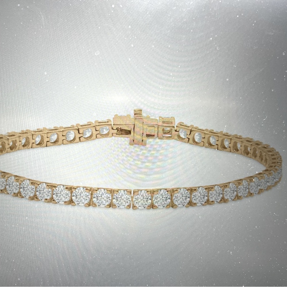 Elegant 14k Yellow Gold Tennis Bracelet with exceptional quality. New.